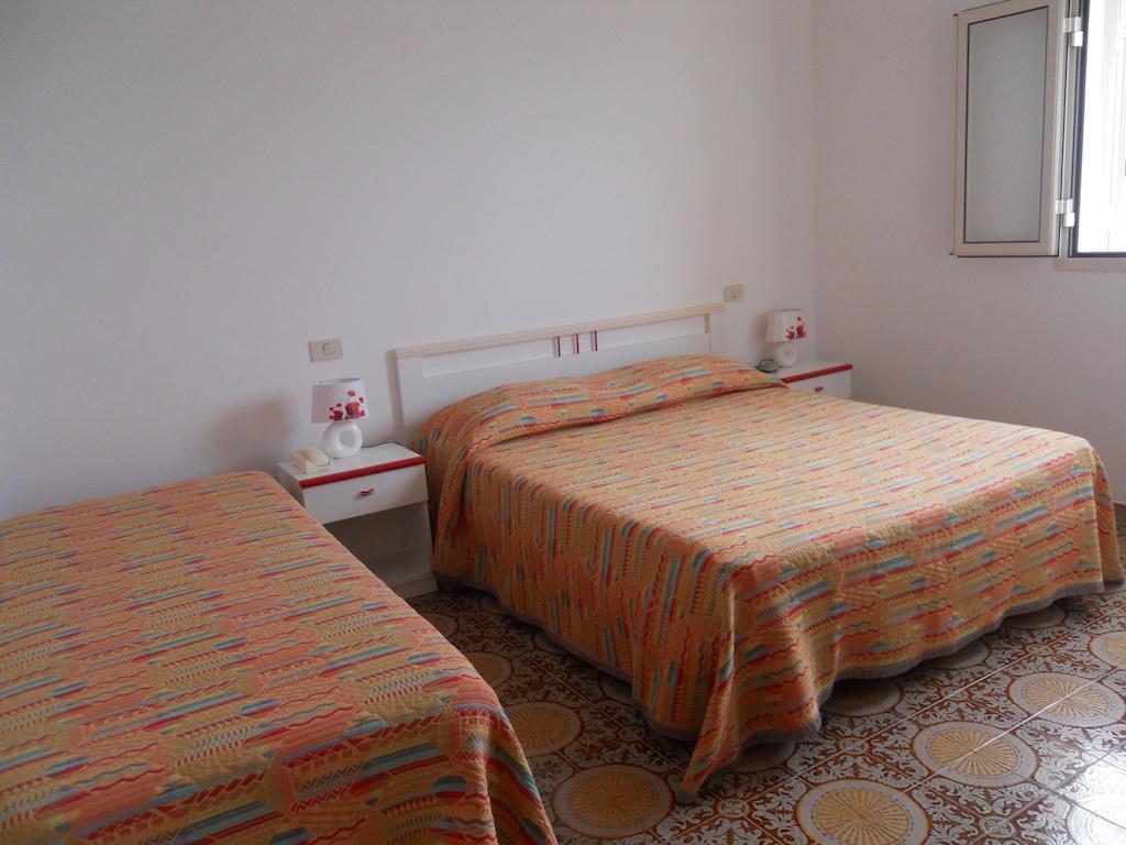 Hotel Coppa Di Cielo Пескічі Номер фото